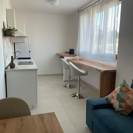 Apartman Domus *